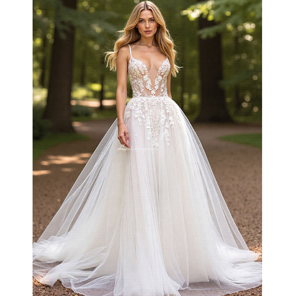 Spaghetti Straps Wedding Dresses Boho Lace Appliques A-Line V-Neck Tulle Bridal Gowns