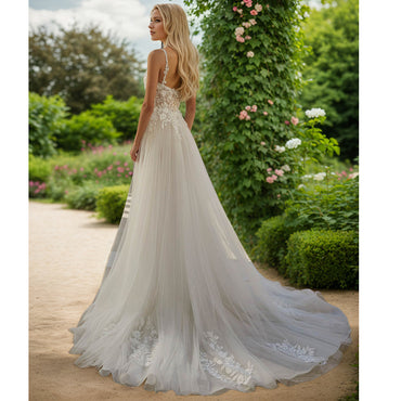 Spaghetti Strap Wedding Dress Summer Side Slit Floral Lace Applique Tulle Beach Bridal Gown