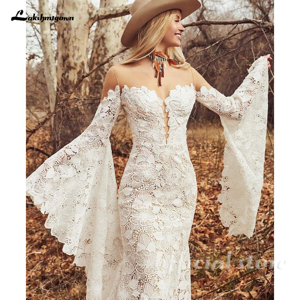Boho Long Sleeves Wedding Dresses Sheer O-neck Vintage Lace Bohemian Hippie Country Bride Gowns