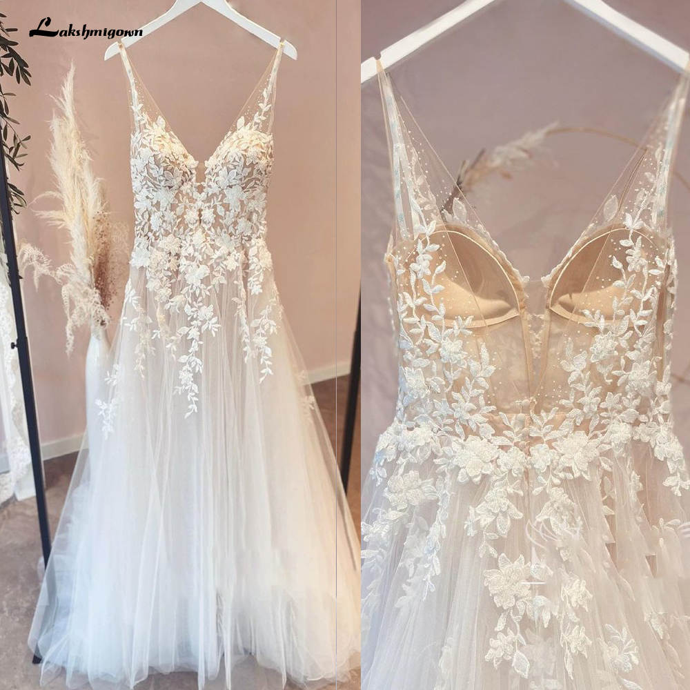 Unlined Bodice FLowy A Line Tulle Wedding Dress With V Neck