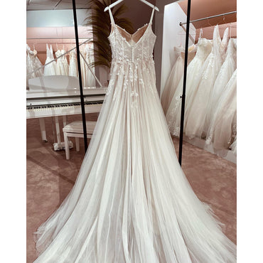 Spaghetti Straps Boho Wedding Dress Lace Applqiues Floral Champagne Bridal Gowns