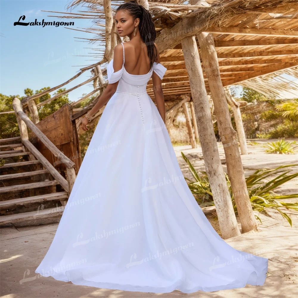 Fashion Organza A Line Wedding Dresses with Crystal Beaded