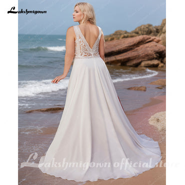 Classic Plus Size Beach V Neck Lace Appliques Chiffon A Line Wedding Dress 2025
