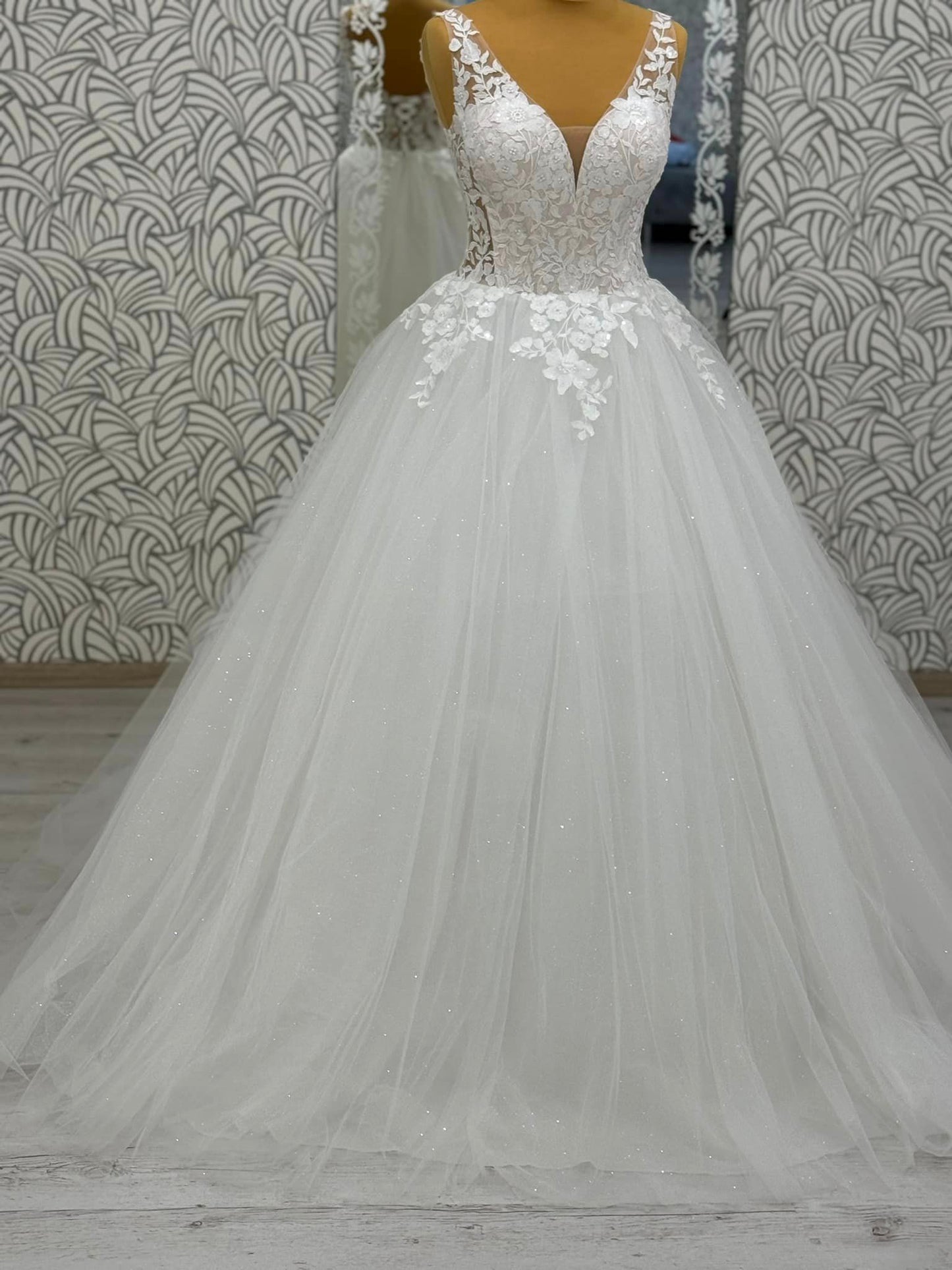 Sexy Women Church Wedding Gowns Deep V neck Bohemian Elegant Beach Bridal Dresses