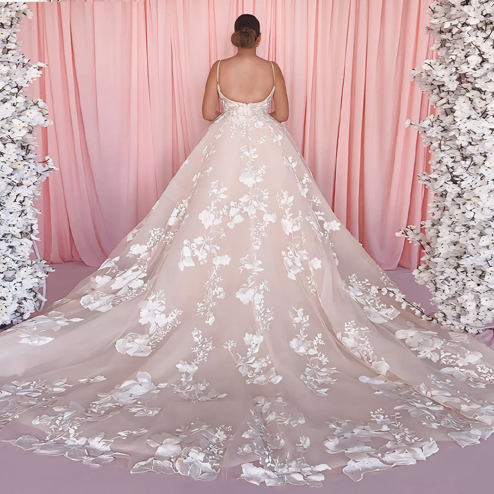 Spaghetti Straps Lace Women Wedding Dress for Bride Champagne Wedding Gown