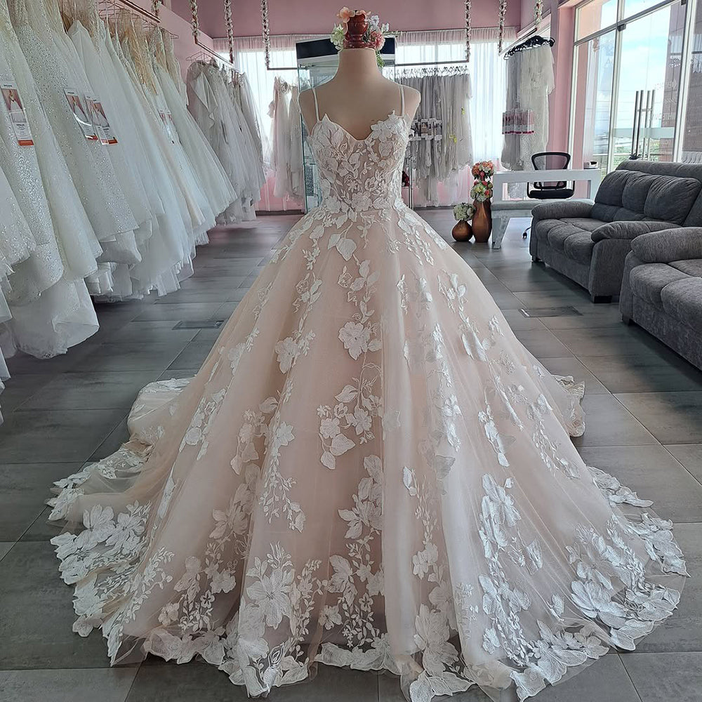 Spaghetti Straps Lace Women Wedding Dress for Bride Champagne Wedding Gown
