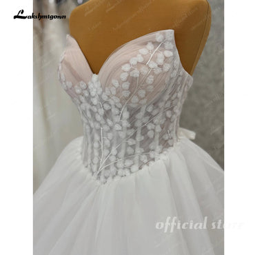 Sweetheart Lace Applique Organza Bridal Grown Lace Applique A-Line Wedding Dress