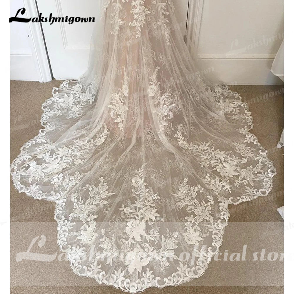 V Neck Illusion Court Train Boho Mermaid/Trumpet Wedding Dress