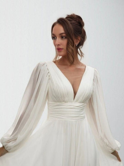 Chifon Beach Wedding Dress with Long Sleeves