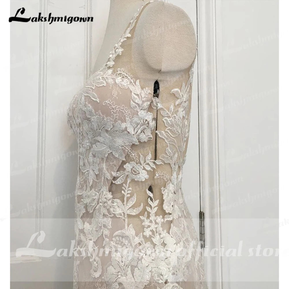 V Neck Illusion Court Train Boho Mermaid/Trumpet Wedding Dress