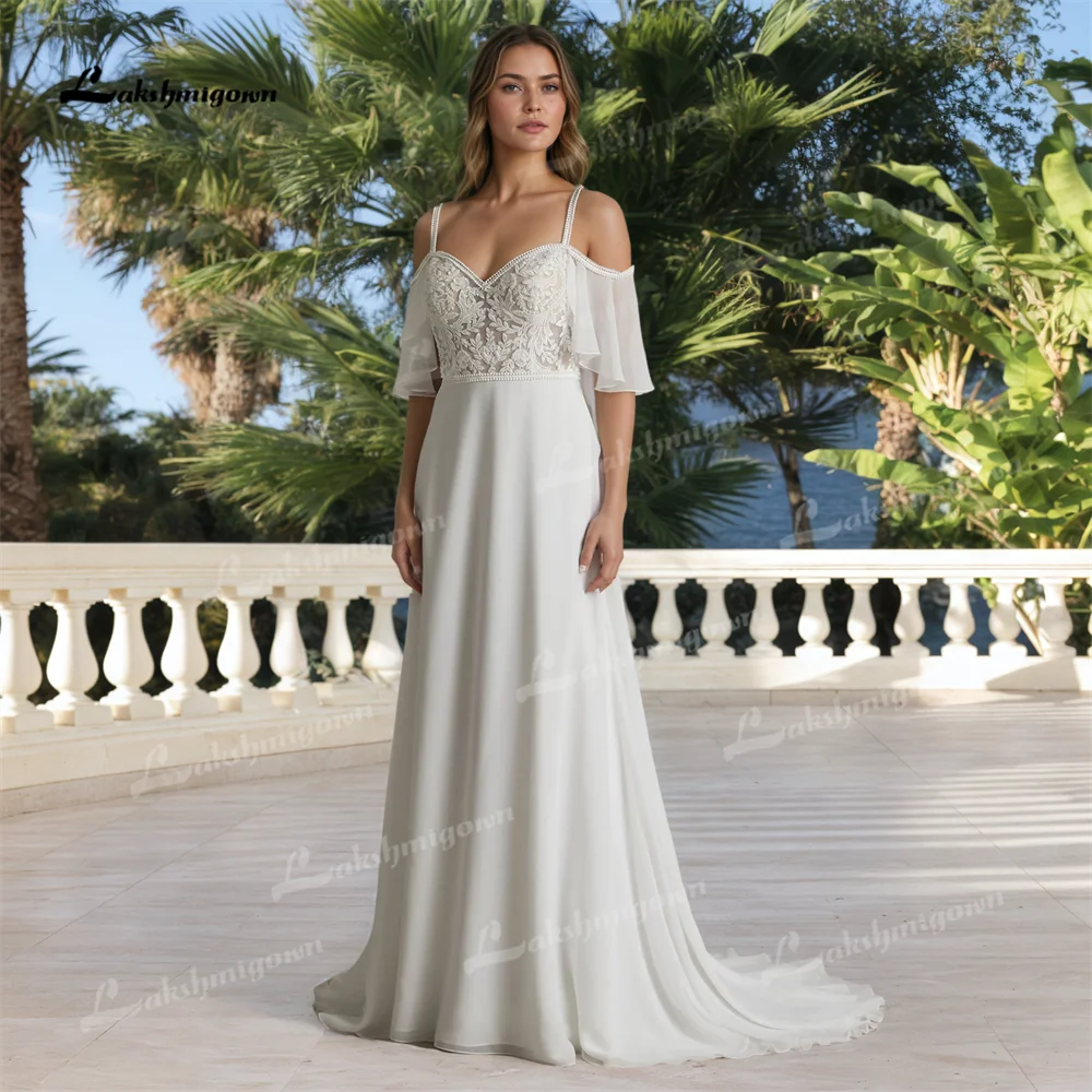 Vestido de novia con apliques de encaje y flores de talla grande con abertura lateral