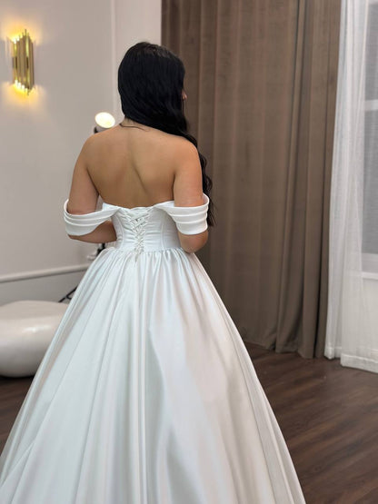 Off-Shoulder Satin Wedding Dress Elegant Princess Ball Gown