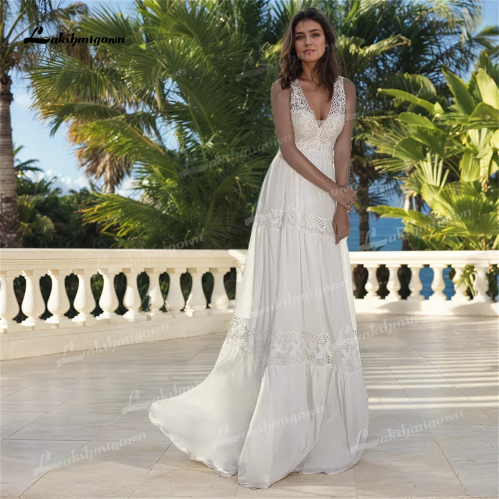 Vestido de novia con apliques de encaje y flores de talla grande con abertura lateral