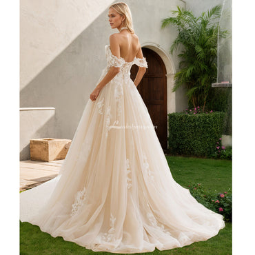 Off the Shoulder Champagne Wedding Dresses Applique Lace Sweetheart Tulle A Line Bridal Gown
