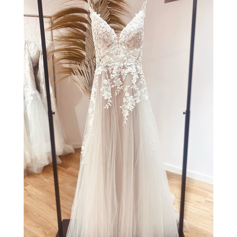 backless champagne wedding dress Champagne V-Neck Halter maxi dress for wedding with Pleated Detailing - Perfect for Birthdays and Bridal Parties