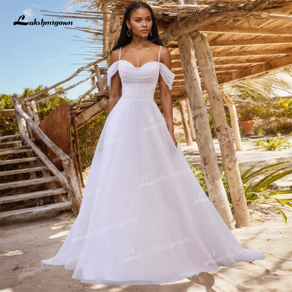 Fashion Organza A Line Wedding Dresses with Crystal Beaded