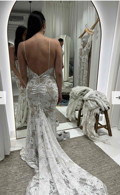 Boho Mermaid Wedding Dresses Spaghetti Straps Lace Backless Beach Sexy V-Neck Bohemian Bridal Gowns