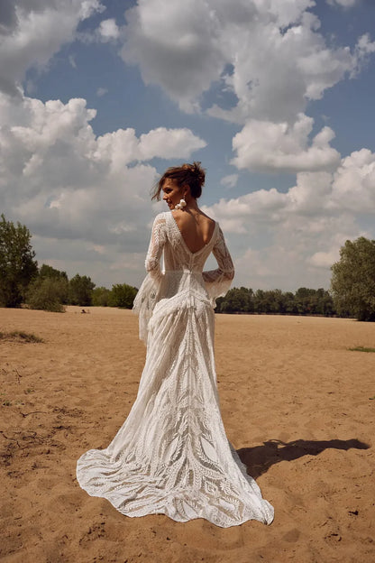 Bohemia Wedding Dresses Flare Sleeves Lace V-Neck Backless Bridal Gowns