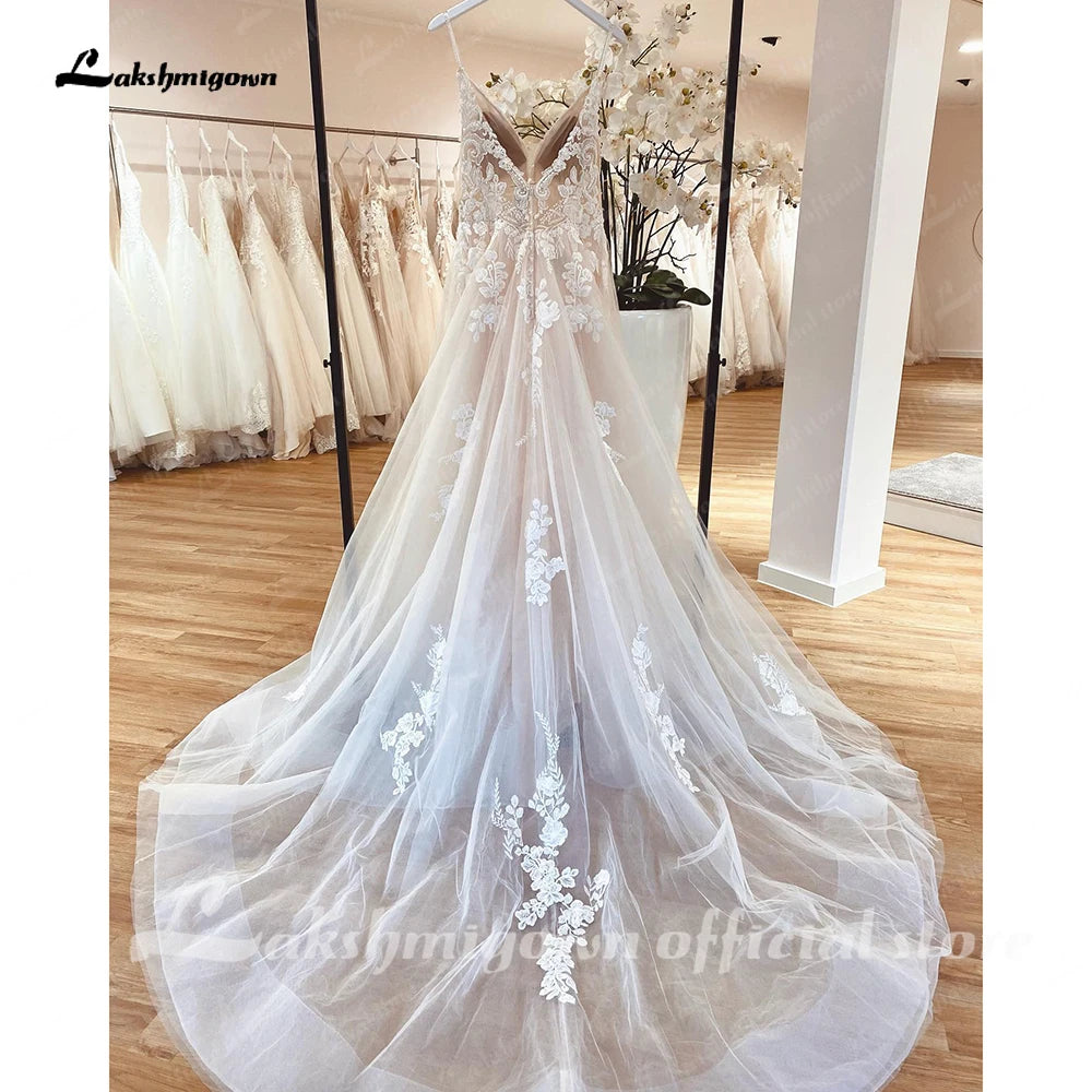 Lakshmigown Spaghetti Straps V Neck Lace Appliques Wedding Dress Open Back Sweep Robe Civil Boho Bridal Gown Vestidos de Noiva