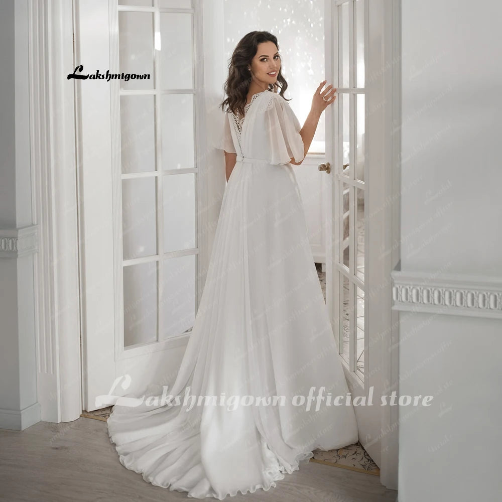 Plus Size Wedding Dress with Sleeves 2021 Simple Beach Chiffon Robe De Mariee Elegant V-neck Chiffon Boho Chiffon Bridal Gown