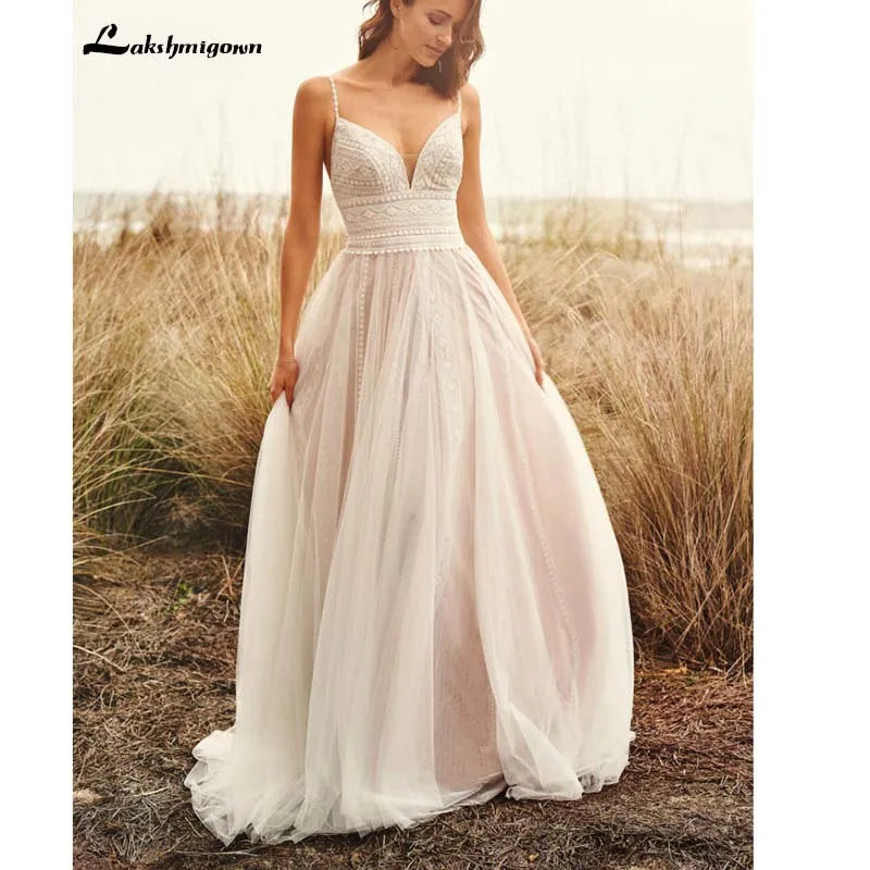 Spaghett Straps Boho Wedding Dress 2021 Lace v Neck Champagne wedding gown dress princess white Robe de mariee