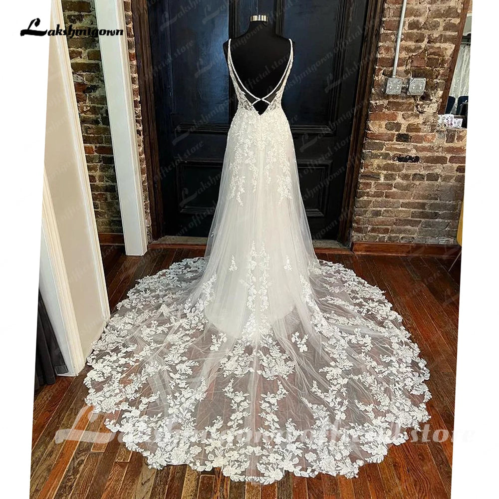 Lakshmigown Boho Spaghetti Straps Wedding Dress Embroidered Lace A-line Deep V Neck Wedding Gowns