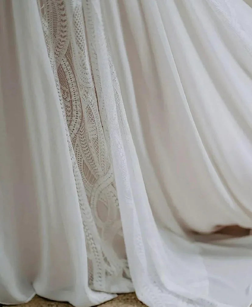 Lakshmigown Lace Chiffon A-Line Wedding Dresses Sweep Train Floor-Length V-Neck Spaghetti Straps