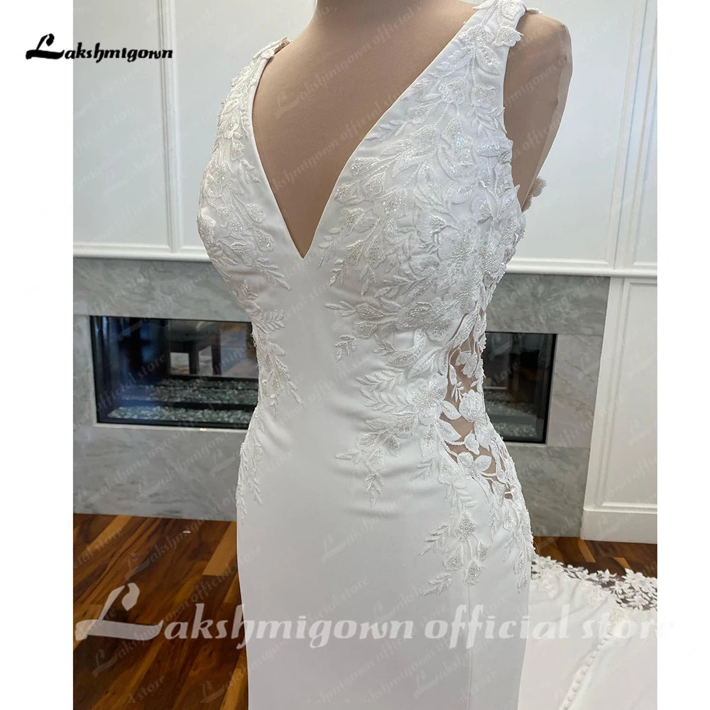 Sexy V-Neck Mermaid Wedding Dresses For Women 2023 Sleeveless Lace Vintage Long White Bridal Gown Court Train