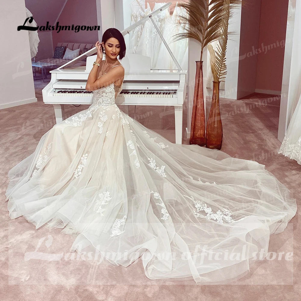Lakshmigown Off White Wedding Dress V Neckline  Low V Back Vestidos De Noiva Bridal Gowns vestido de casamento