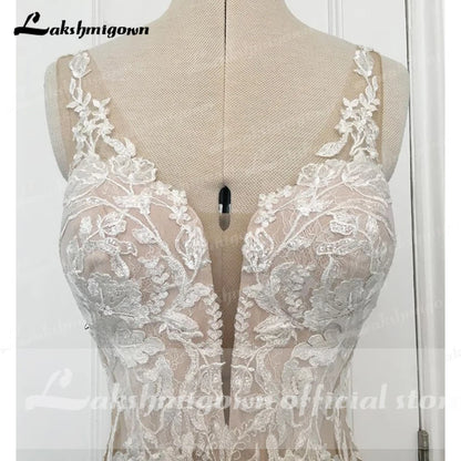 V Neck Illusion Court Train Boho Mermaid/Trumpet Wedding Dress