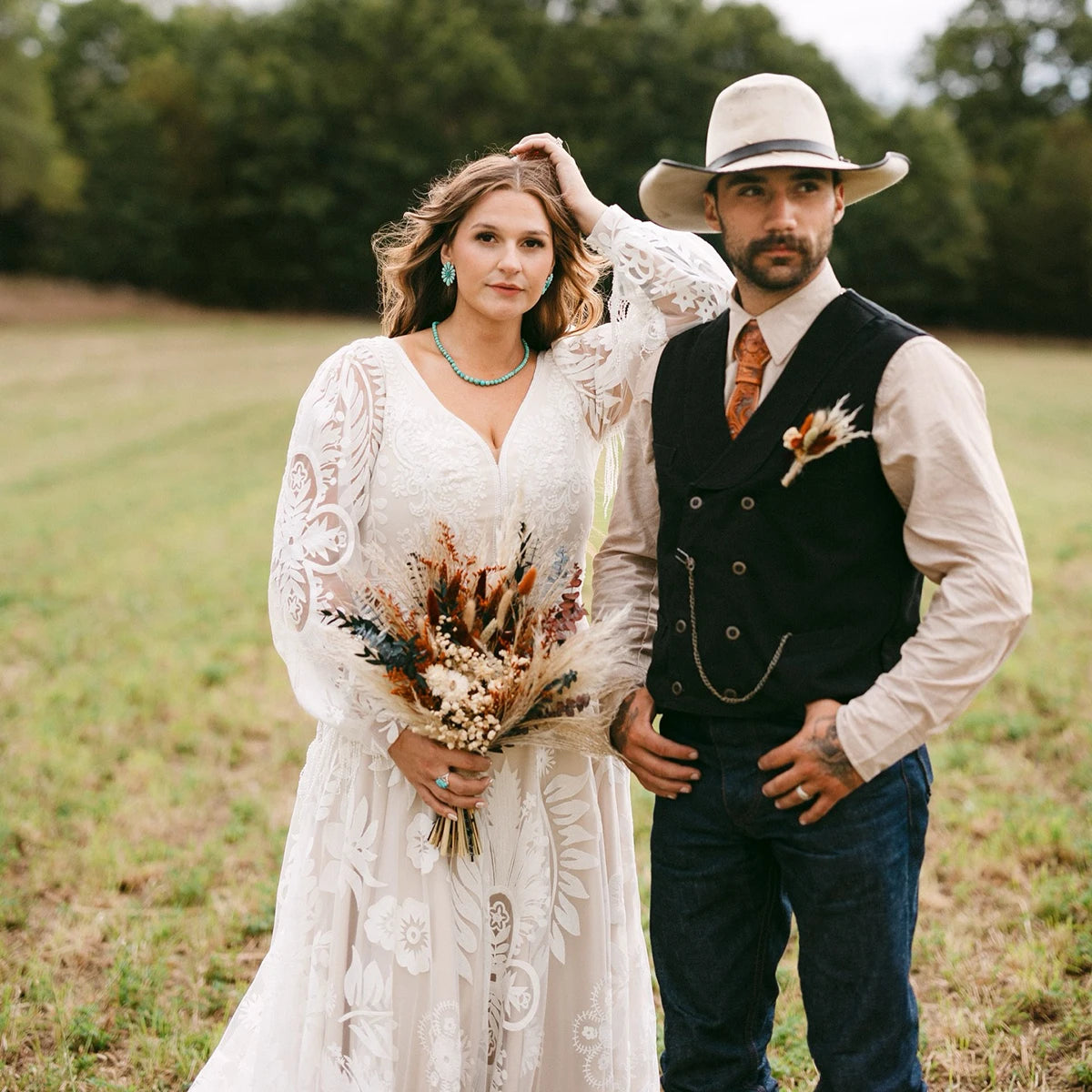 Long Puffy Sleeves Lace Boho Bridal Gowns Tassel Bohemian Beach Wedding Dress