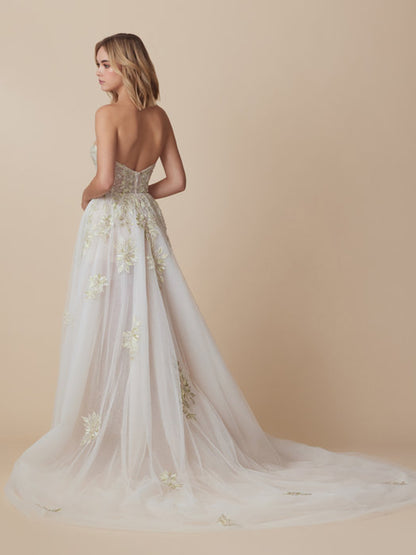 A-Line Strapless Tulle Embroidery High Slit Wedding Dress with Train